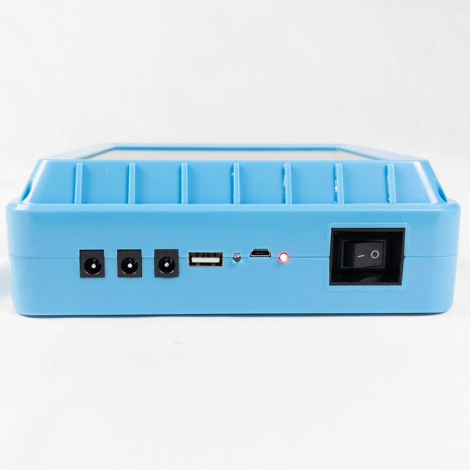 Holsten Bossen® Ηλιακό Σύστημα Φωτισμού 50W & Power Bank με 3 Κρεμαστές Λάμπες